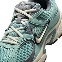 Nike V5 RNR Suede Womens Sneakers