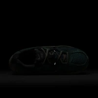 Nike V5 RNR Suede Womens Sneakers