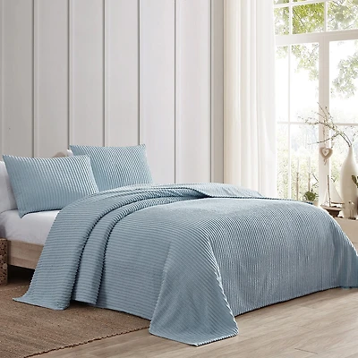 Beatrice Home Fashions Channel Chenille Bedspread