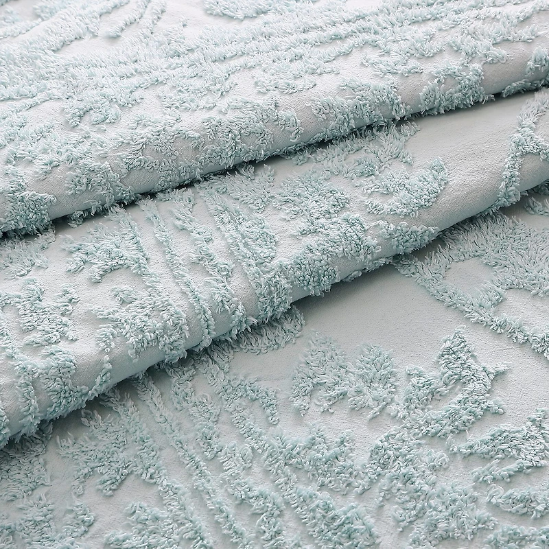 Beatrice Home Fashions Medallion Embellished Bedspread