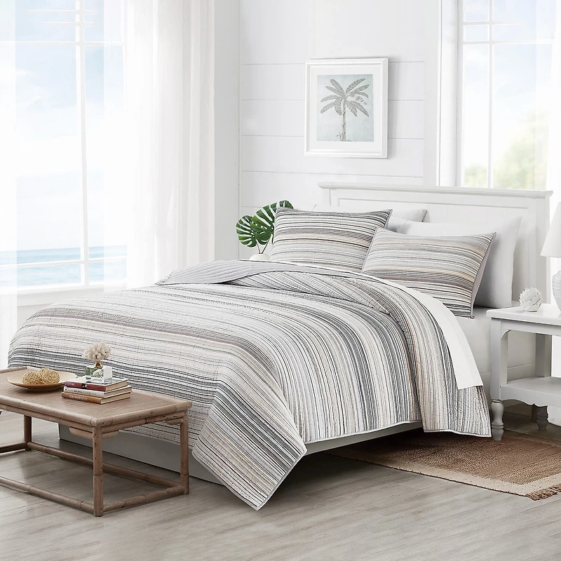 Oceanfront Resort Navarre Yarn Dye Stripe Quilt Set