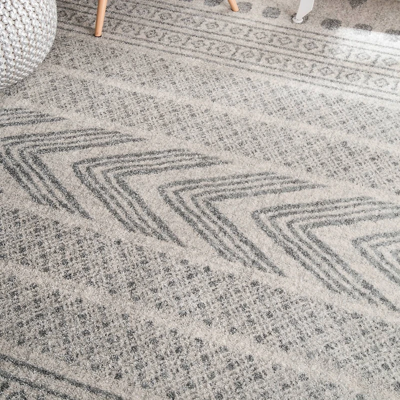 nuLoom Shaina Tribal Rug