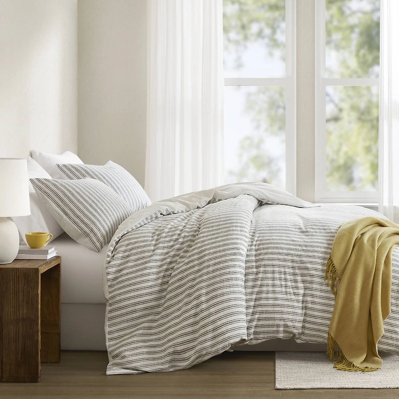 Madison Park Cora  Rayon Cotton Blend 3-pc. Easy Care Duvet Cover Set