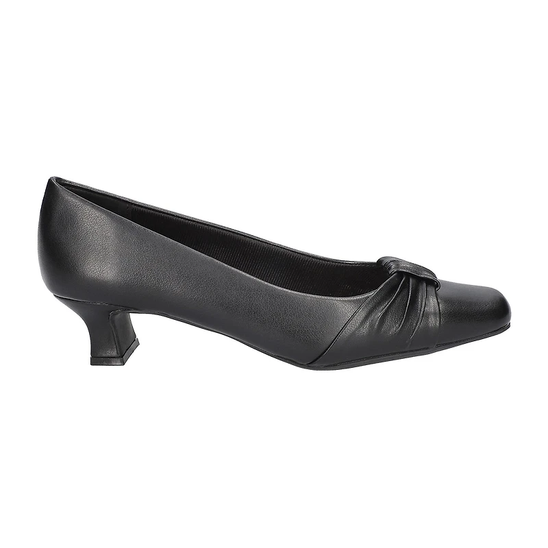 Easy Street Waive Womens Square Kitten Heel Pumps