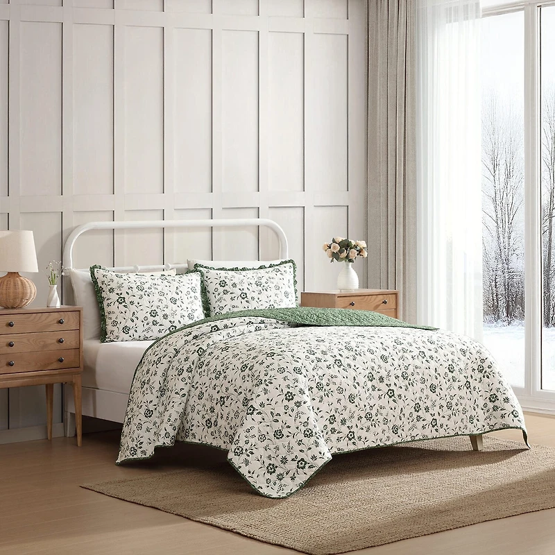 Laura Ashley Miranda Easy Care Quilt Set