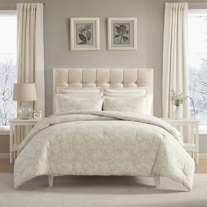 Laura Ashley Meredith Midweight Easy Care Comforter Set