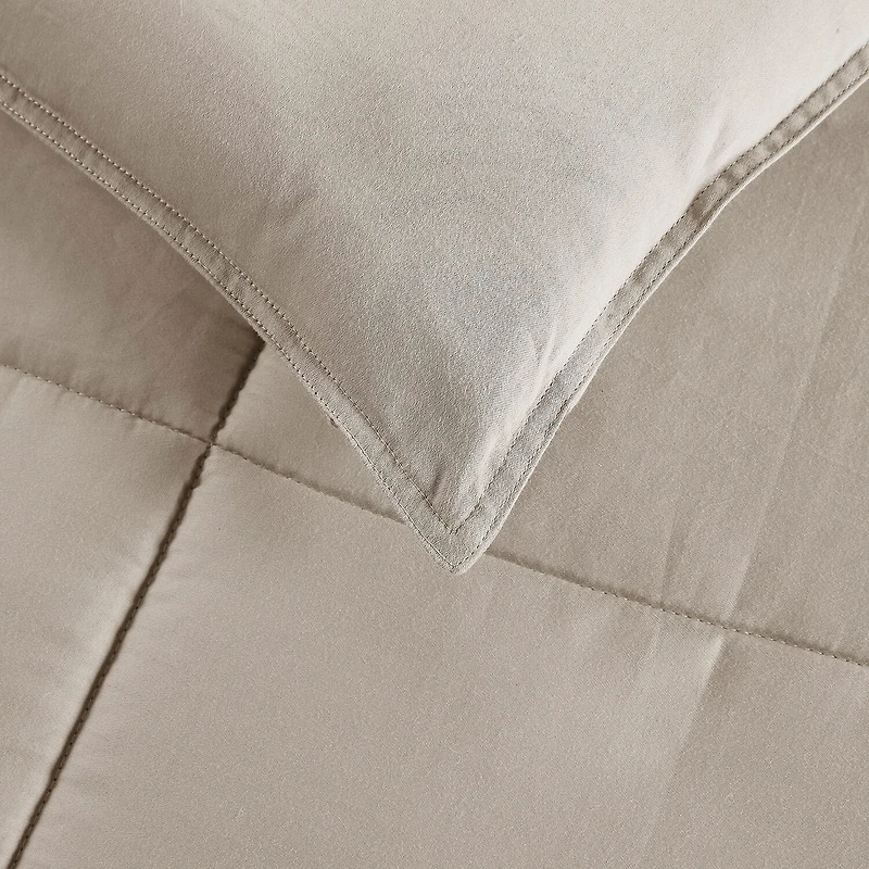 Madison Park Wingate 300 Thread Count Cotton Percale Luxury Down Alternative Comforter