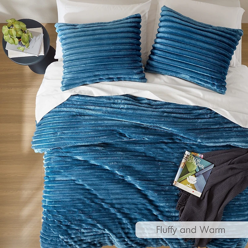 510 Design Avril Fluffy Ribbed Plush Midweight Comforter Set