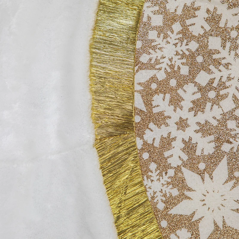 Northlight 48in Snowflake Indoor Tree Skirt