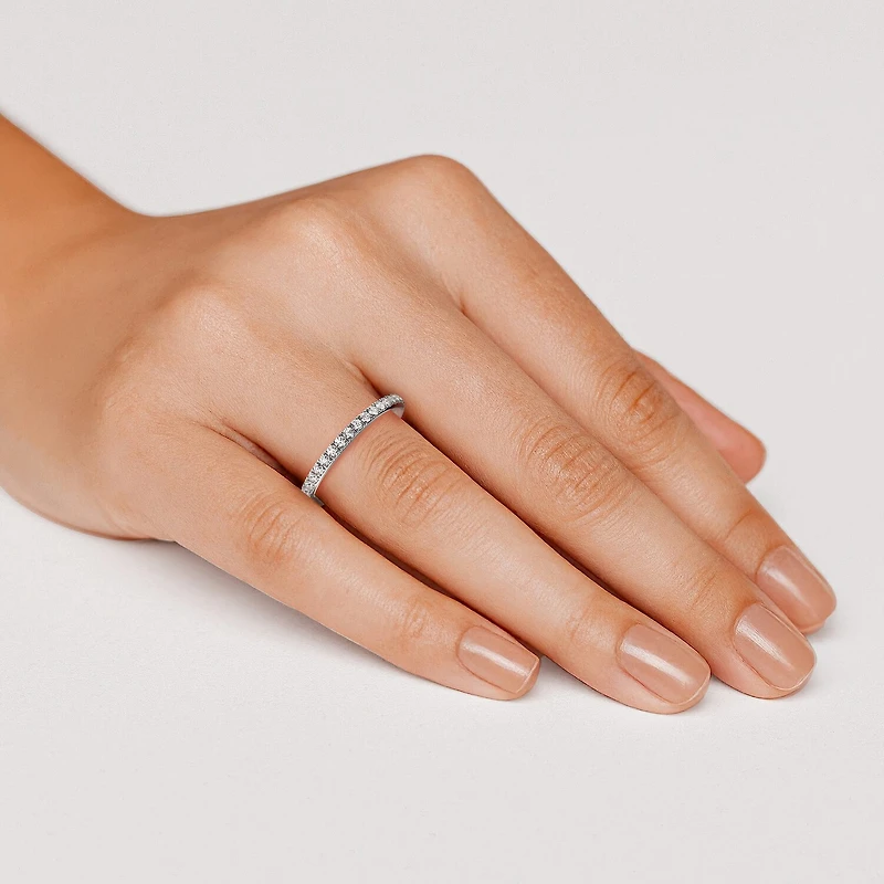 Grown Gorgeous (F,Vs2) Womens 1/4 CT. T.W. Lab White Diamond 14K Gold Wedding Band