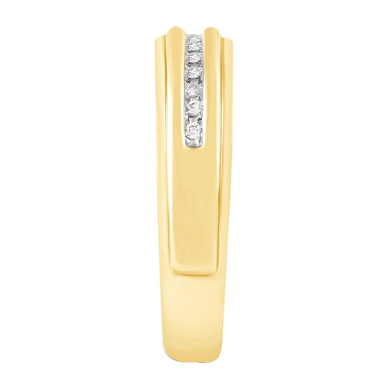Mens 1/10 CT. T.W. Natural Diamond 10K Gold Band