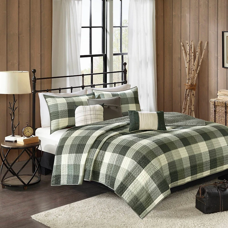 Madison Park Pioneer 6-Pc Printed Herringbone Quilt Set With Throw Pillows