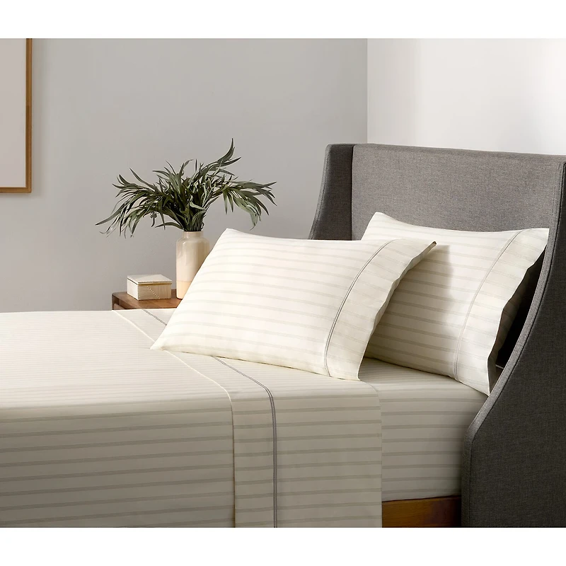 Fieldcrest 400tc Classic Chain Stripe Pillowcase