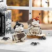 Glitzhome 7"H Halloween Resin Skeleton Frogs 2-pc. Halloween Tabletop Decor