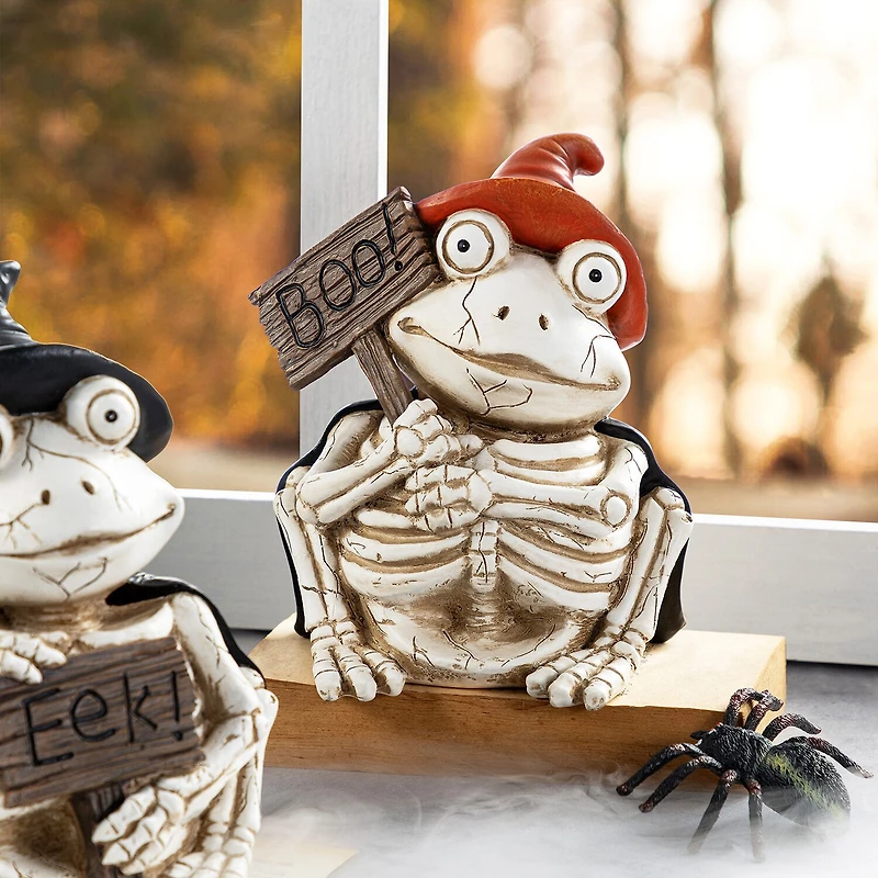 Glitzhome 7"H Halloween Resin Skeleton Frogs 2-pc. Halloween Tabletop Decor