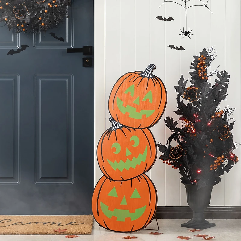 Glitzhome 36"H Halloween Wood Skeleton Cat And Stacked Pumpkin Halloween Porch Sign