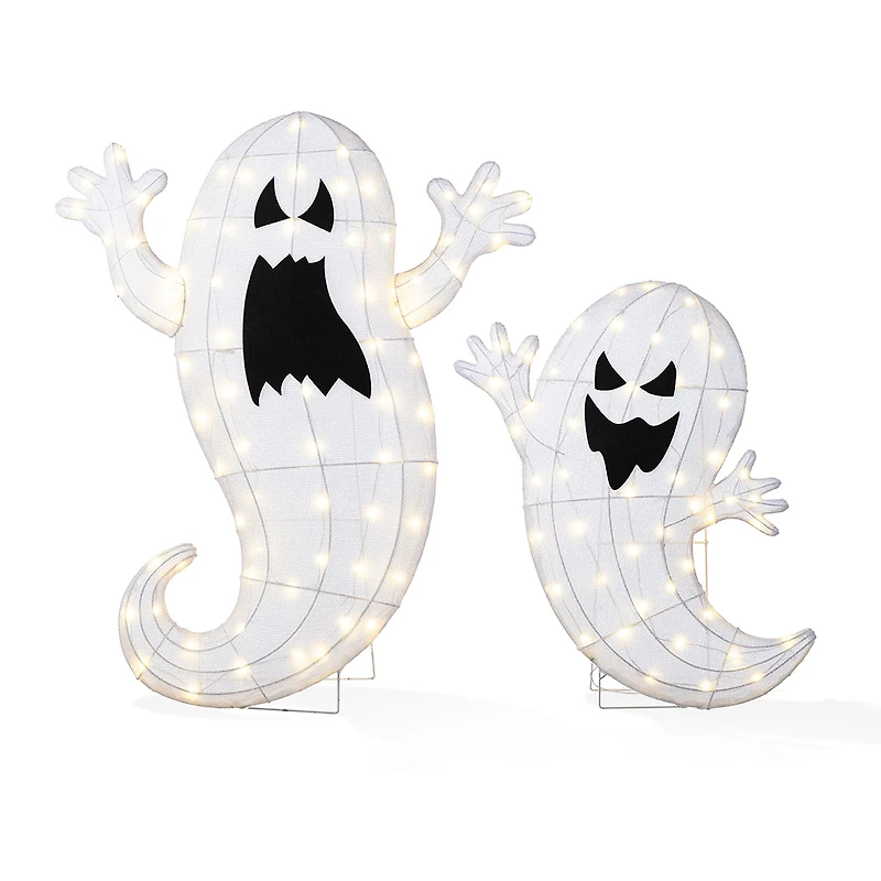 Glitzhome Lighted Halloween 2.5d Ghosts Family Outdoor Décor 2-pc. Halloween Inflatable