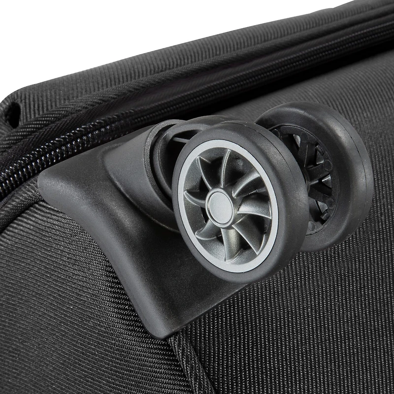 Skyway Everett Inch Softside Lightweight Checked Spinner Luggage