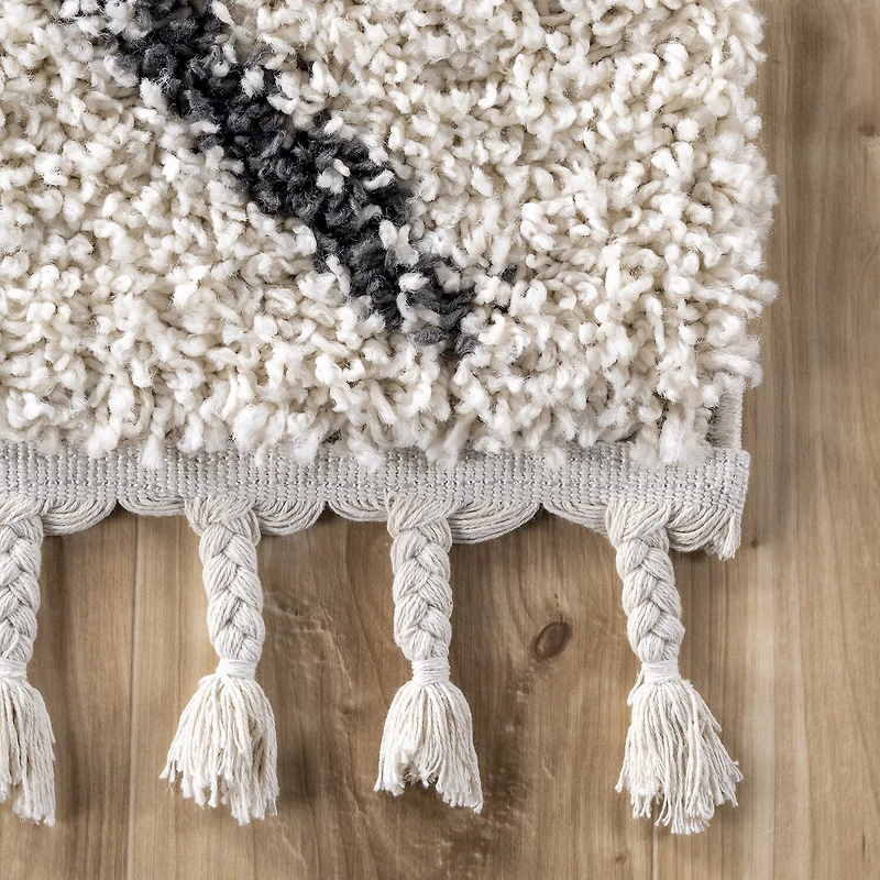 Nuloom Jessie Geometric Indoor Rectangular Accent Rug