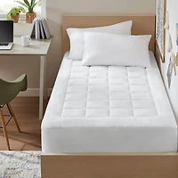 Madison Park Cloud Soft Plush Waterproof Quilted Mattress Pad
