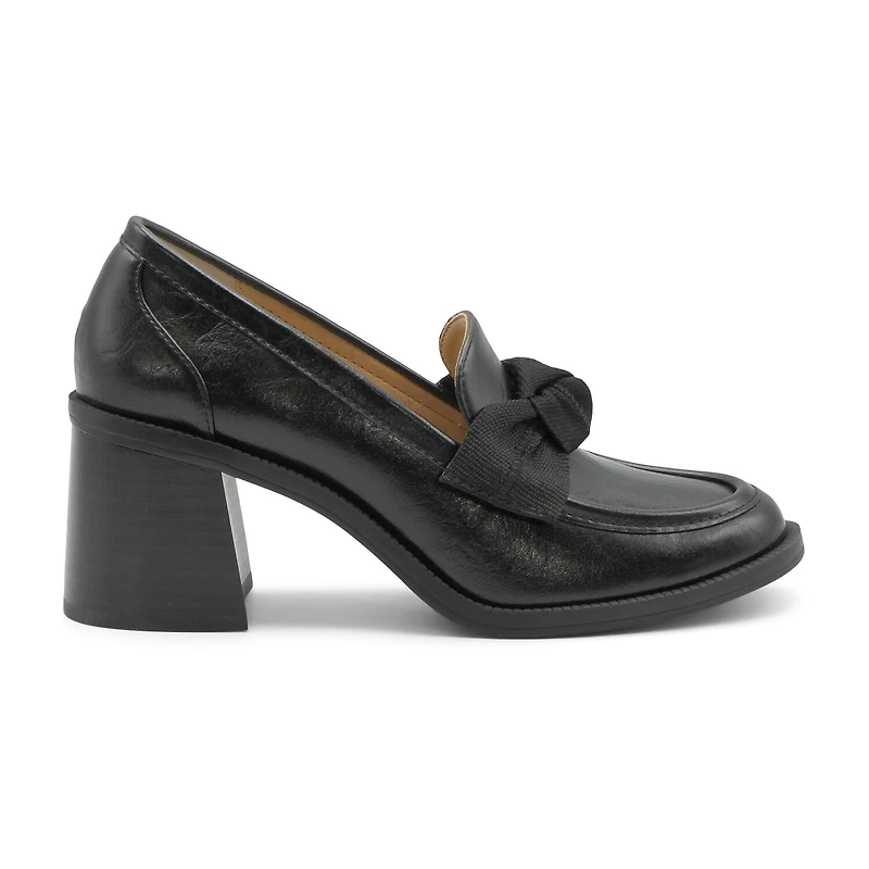 Style Charles Kellen Womens Moc Closed Toe Slip-On Shoe