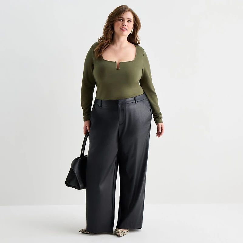 Ashley Graham Wire Notch Womens Plus Scoop Neck Long Sleeve T-Shirt