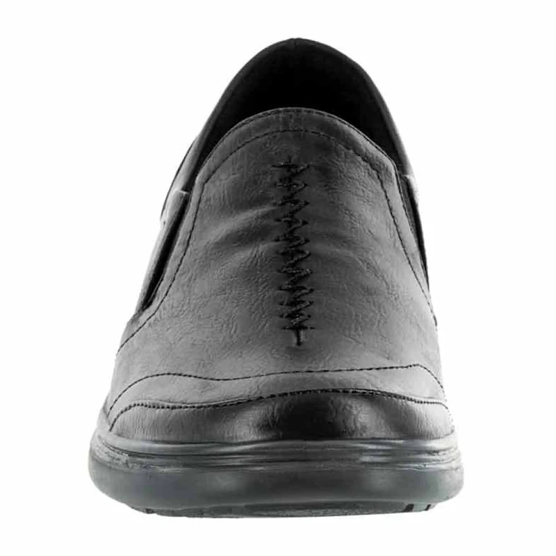 Easy Street Ultimate Womens Round Slip-On Shoe