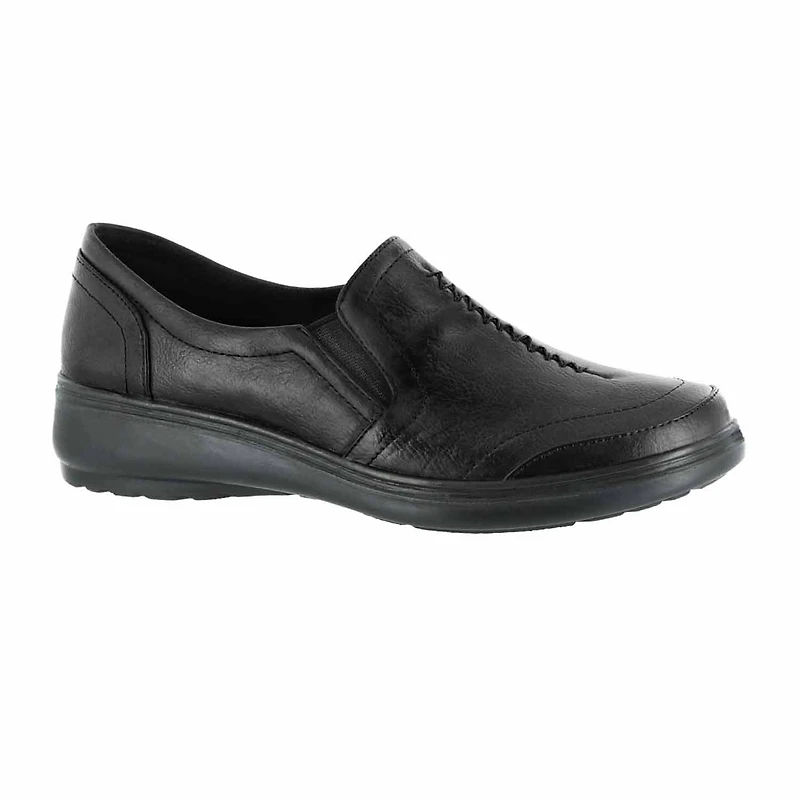 Easy Street Ultimate Womens Round Slip-On Shoe