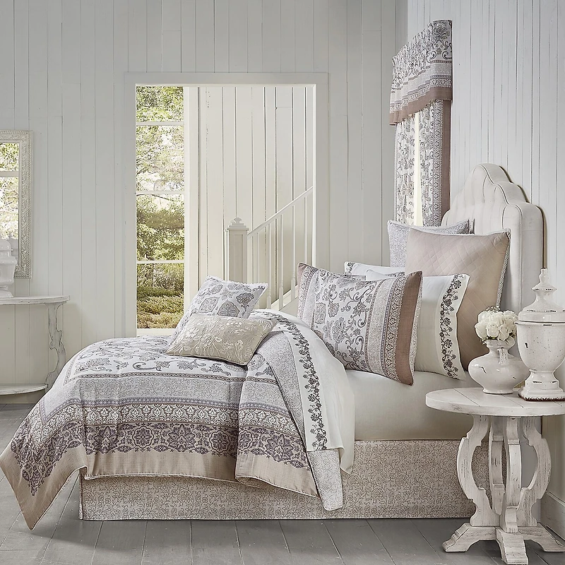 Royal Court Chelsea Grey 4-pc. Floral Midweight Reversible Comforter Set