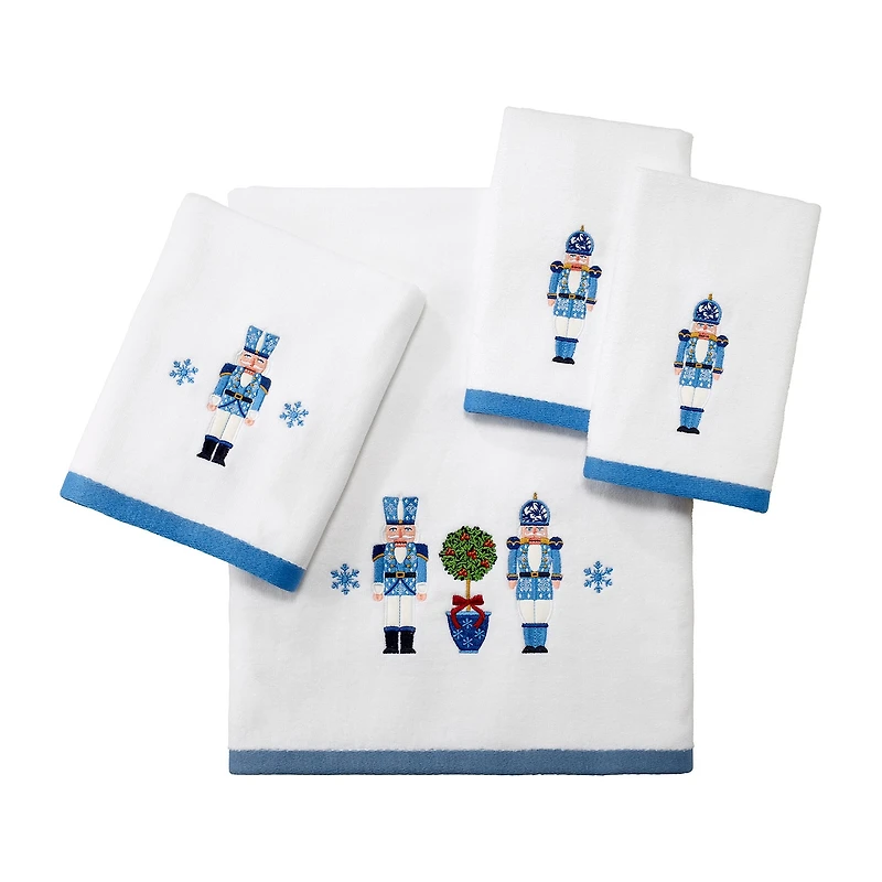 Avanti Nutcracker Trellis Holiday Bath Towel