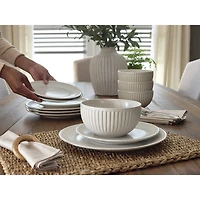 Linden Street Hayward Stoneware 4-pc. Dinner Bowl