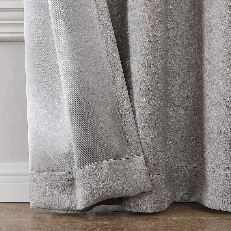 Regal Home Ayden Solid Grommet Top Energy Saving Blackout Single Curtain Panel