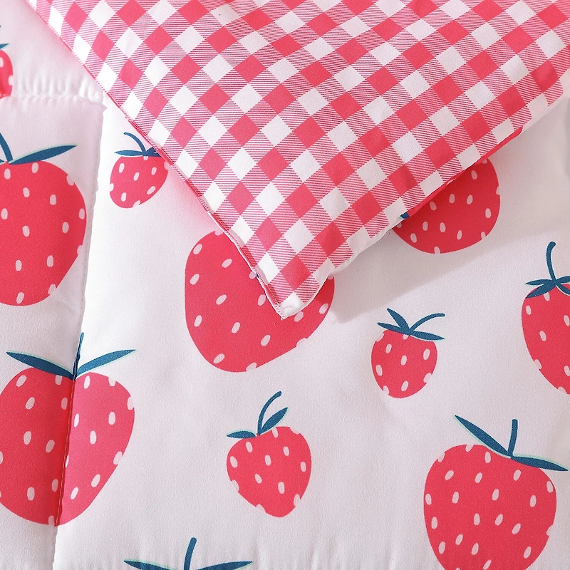 Eddie Bauer Strawberry Field Floral Easy Care Comforter Set