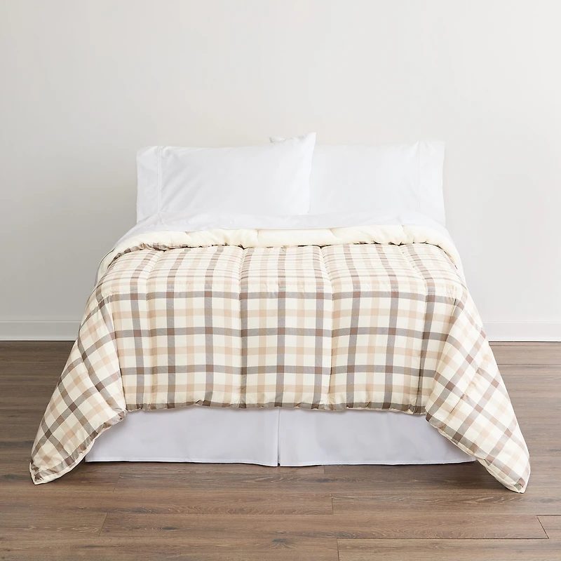Home Expressions Plush Ultra Soft Down Alternative Reversible Comforter