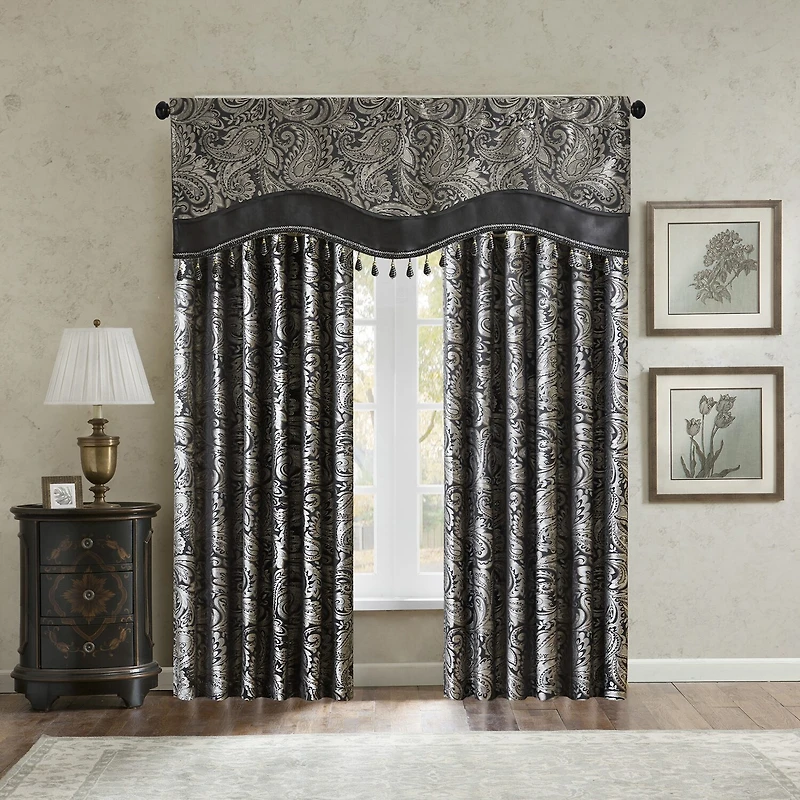 Madison Park Whitman Rod Pocket Scallop Valance