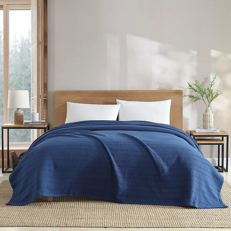 Eddie Bauer Variegated Stripe Lightweight Striped Blanket