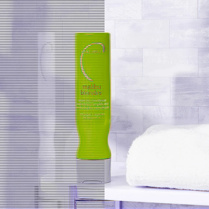 Malibu C Blondes Enhancing Conditioner 9 oz.