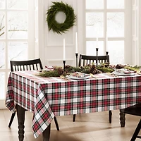 Elrene Home Fashions Christmas Plaid Tablecloth