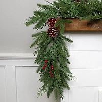 Northlight 7ft Wind River Fir With Glittered Pinecones Artificial Christmas Indoor Garland