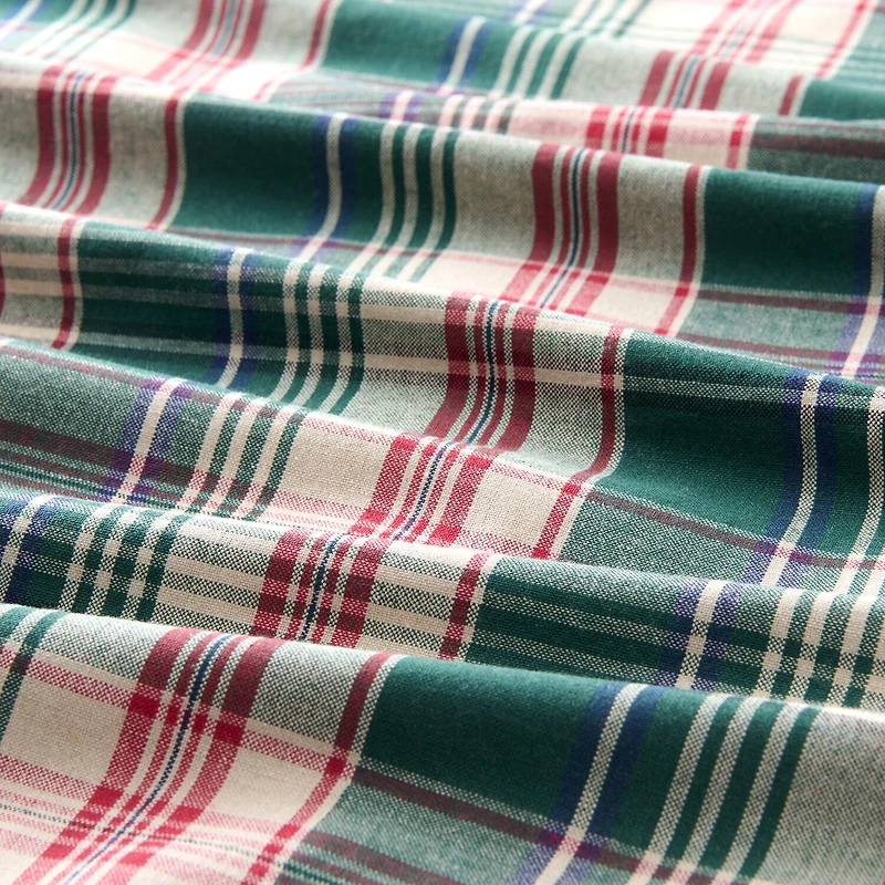 Elrene Home Fashions Holiday Fireside Plaid Round/Oval Tablecloth