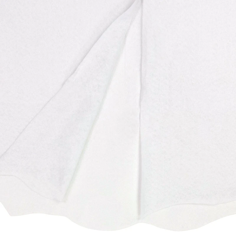 Northlight White Scalloped Edge Tree Skirt