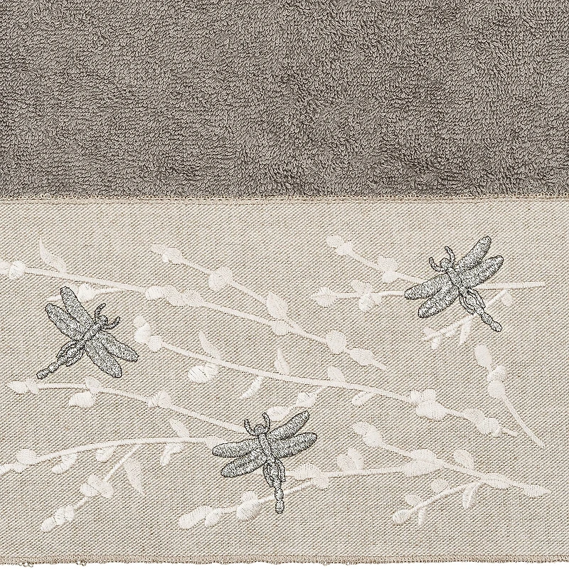 Linum Home Textiles Braelyn 2-pc. Embellished Animal Bath Towel
