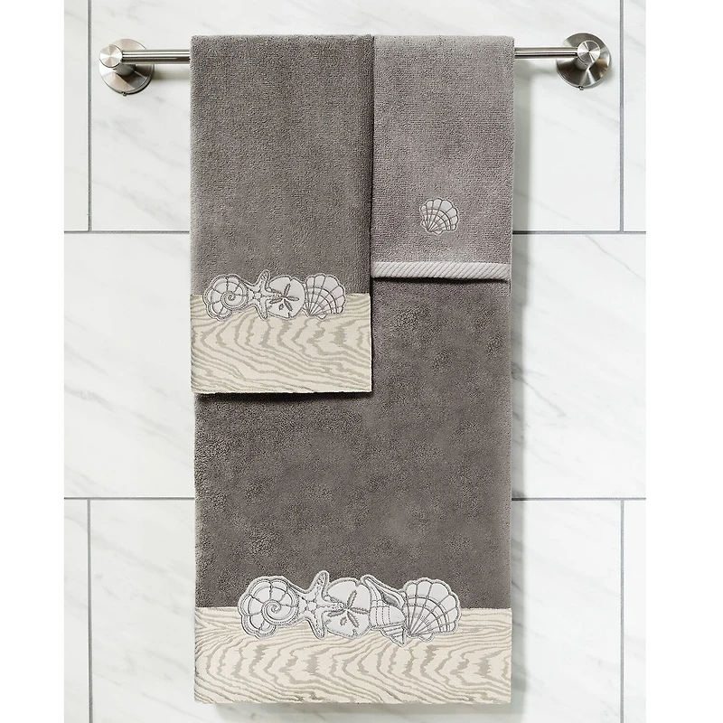 Linum Home Textiles Shell Row 2-pc. Embellished Hand Towel