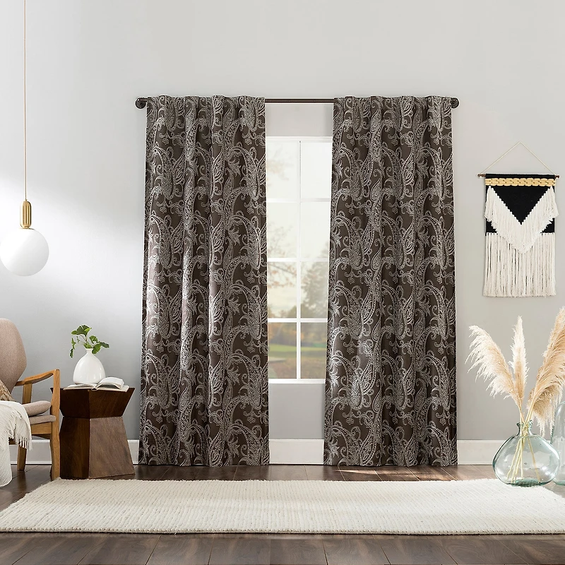 Sun Zero Pedra Back Tab 100% Blackout Single Curtain Panel