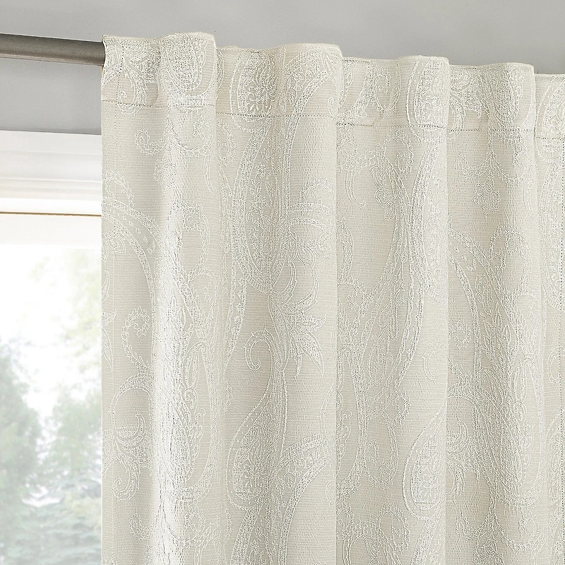 Sun Zero Pedra Back Tab 100% Blackout Single Curtain Panel