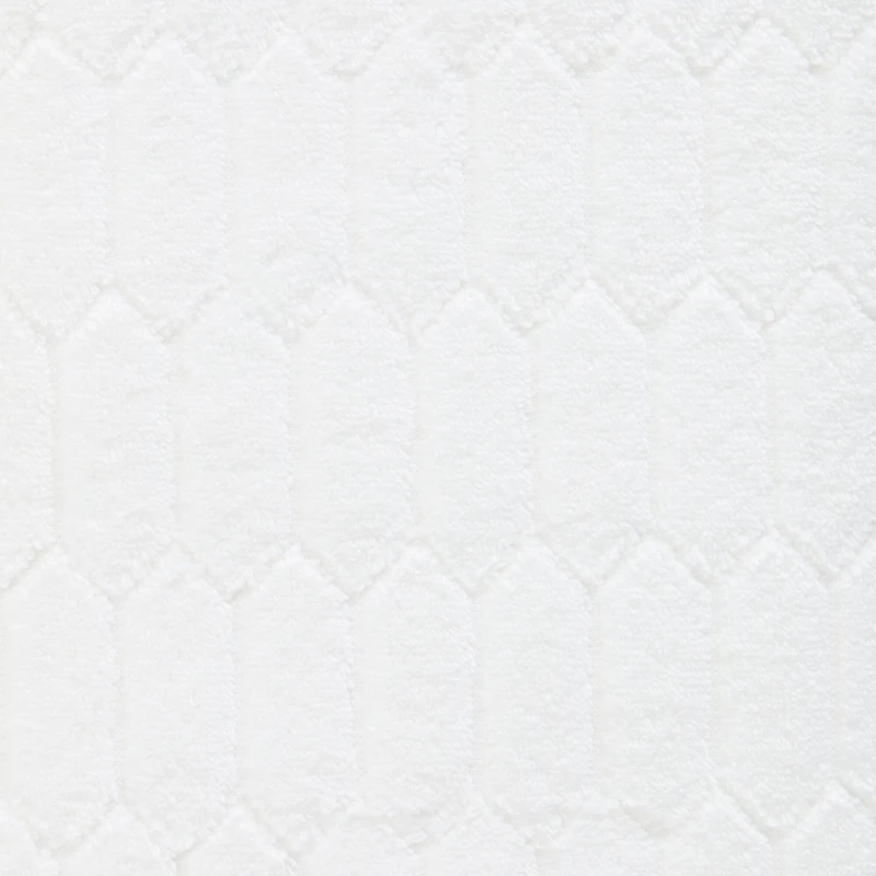 Liz Claiborne Signature Plush Textured Bath Towel