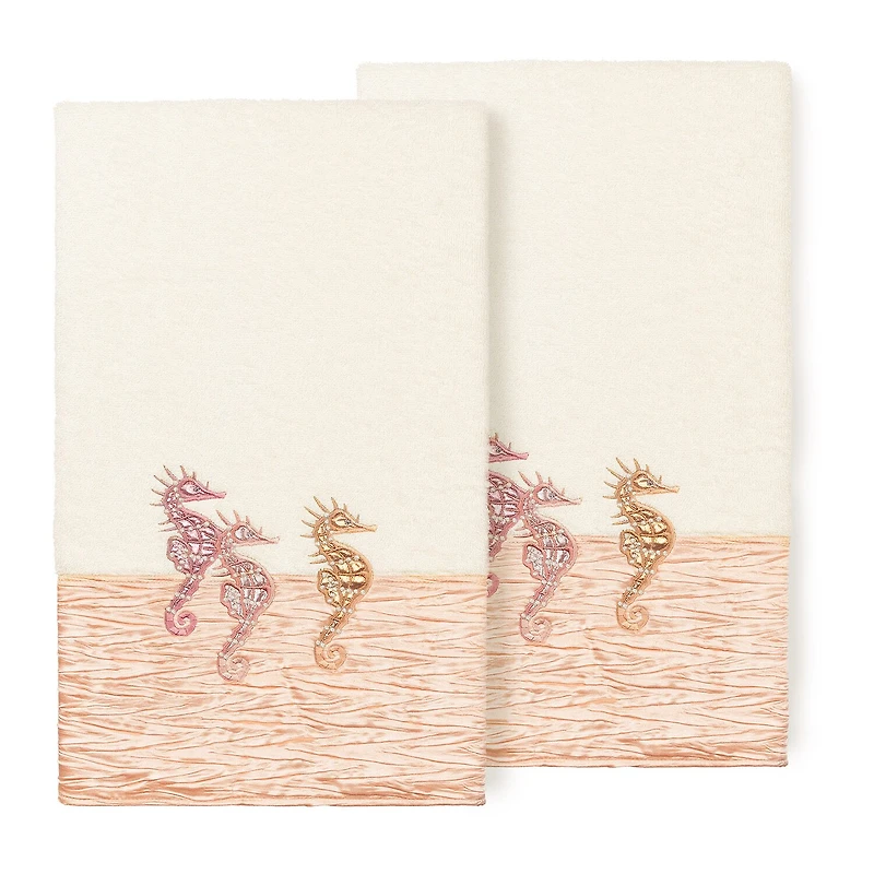 Linum Home Textiles Sofia 2-pc. Embellished Animal Bath Towel