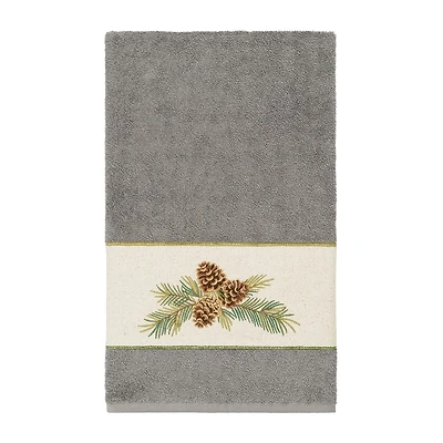 Linum Home Textiles Pierre Embellished Floral Bath Towel