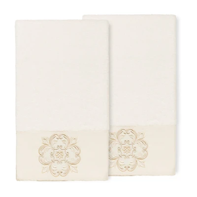 Linum Home Textiles Alyssa Embellished 2-pc. Medallion Bath Towel