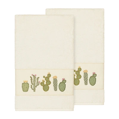 Linum Home Textiles Mila 2-pc. Embellished Floral Bath Towel